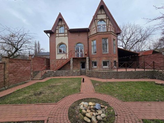 Оренда будинку для сімʼї або під офіс Київ