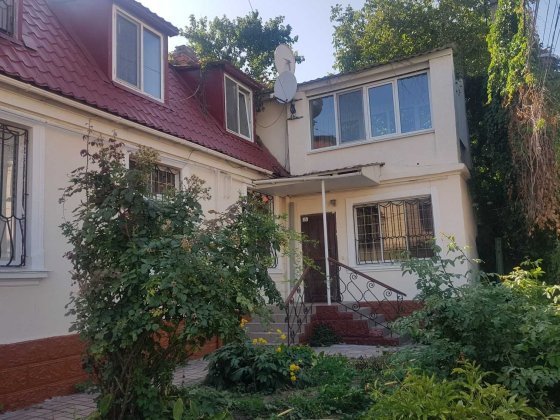 Дом в центре Аркадии.Евроремонт.Свой двор.Большой гараж.Барбекю.