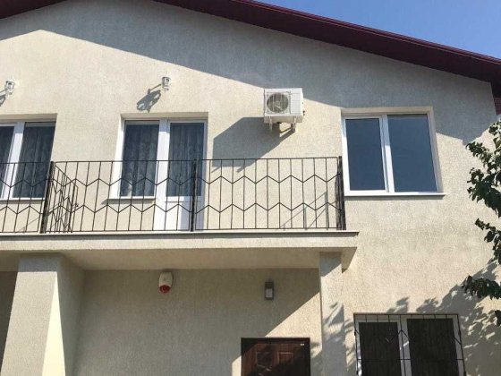 Довгострокова оренда будинка Одеса