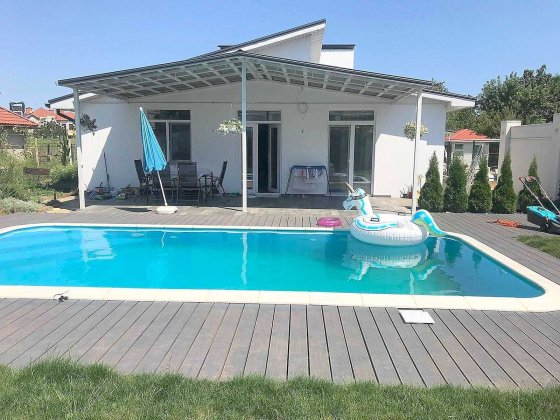 дом с бассейном, Совиньон- Одеса