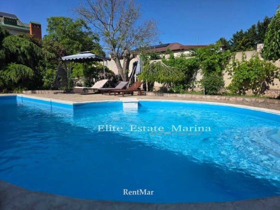 Дом с бассейном  4 комy ул Костанди 10 соток vm.tiktok.com/ZMA5PMPAY/ Одеса