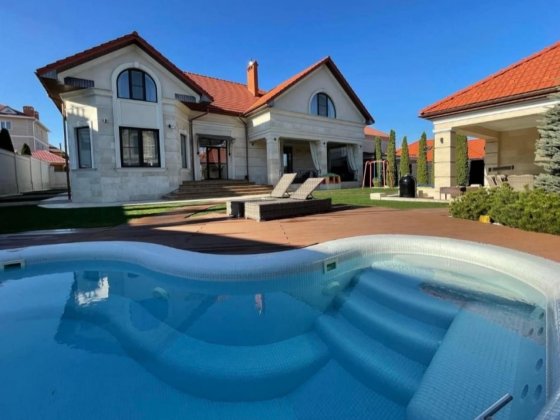 Аренда ДОМА в Совиньоне,  гараж, бассейн, 5 спален Одеса