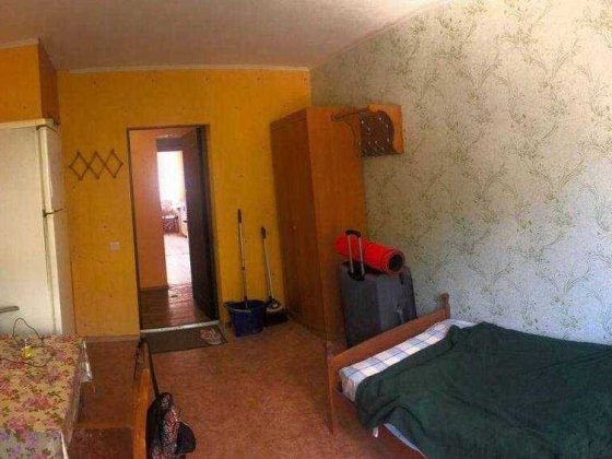 Продам три комнаты возле Метро Ботанический сад... Харьков