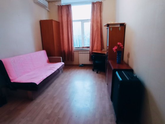 Продам супер гостинку возле метро Площадь Конституции... Харків