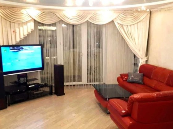 Здам 3-кімнатну квартиру на Любарського, 36 Днепр