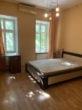 Здам в оренду в історичному центрі 3ьох кімн.квартиру - фото 1