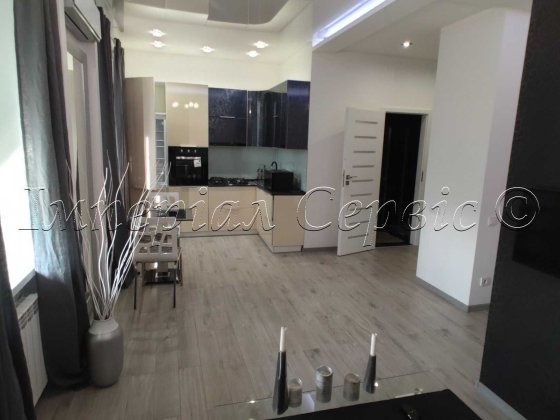 Сдам 1 комнатую в р-не ТРЦ Украина