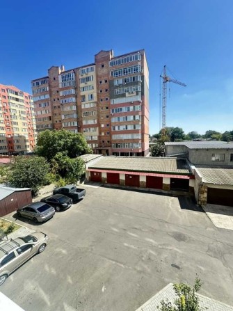 Аренда 4к квартиры в  Центре - фото 1