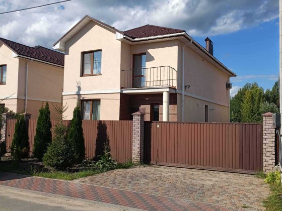 Будинок чекає на вас! Біля Ліцею Генератор як для сім'ї та під бізнес! Петропавловская Борщаговка