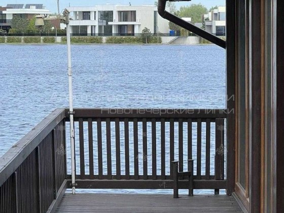 Оренда будинку 120 м розташованого на воді Рівʼєра-Золоче, Вишеньки Вишенки