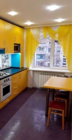 Сдаю 3комн квартиру для командировочных - фото 1