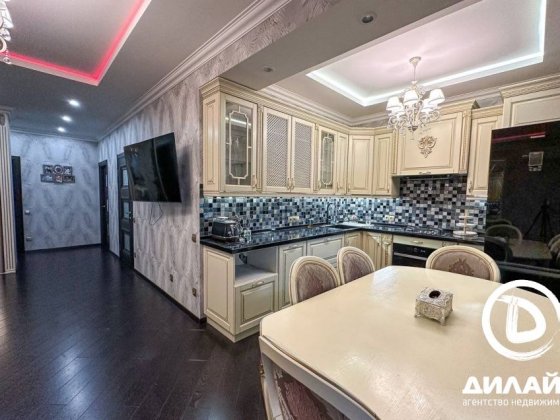 4 х комн VIP уровня по Соборному 153 . Запорожье