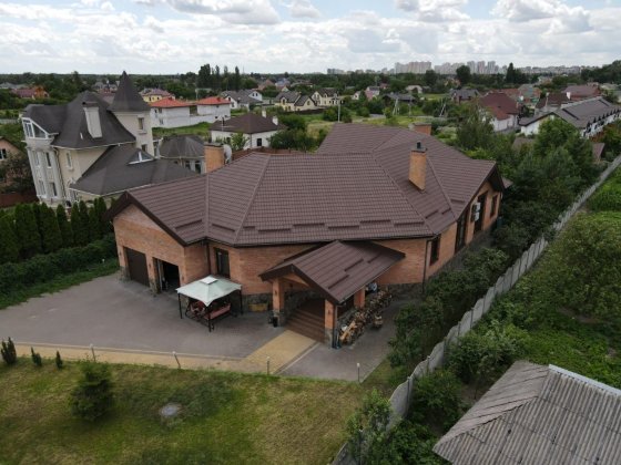 Погреби. Оренда будинку 460 кв.м Погребы