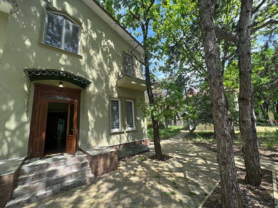 на длительно! Дом с бассейном, 25 соток, Сосновый Берег Лески