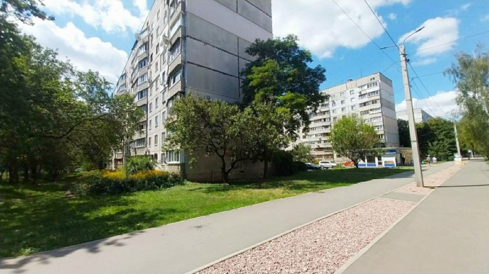 Сдаю 2 комнатную квартиру, метро Дворец Спорта 10 минут пешком. - фото 1