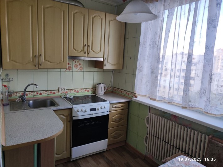 Срочно !!! Сдам 2 кв м Хол Гора 6000 гр. - фото 1