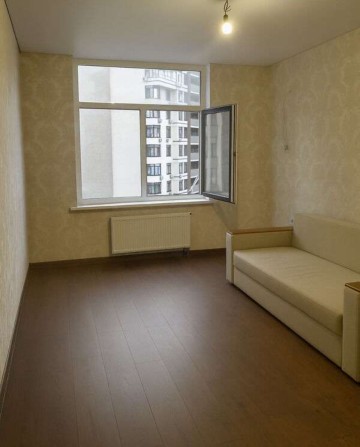 Продаж 1-к квартири вул. Юнацька 8 - фото 1