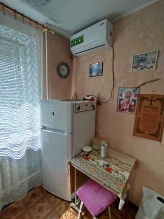 небольшая 1 к.кв.-Затонского--2 дивана-кондиц.-22\12\5 м2-с 27 августа - фото 1