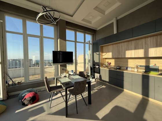 Аренда,4 комн,двухуровневого пентхауса ЖК Бельэтаж,французский бульвар Одеса