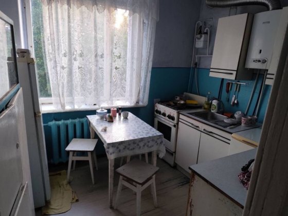 Здам 2  кв  центр війсьуовим Слобідка-Гуменецька