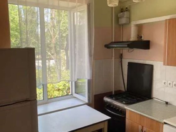 Продаж 1-к квартири вул. Ружинська 11 Київ