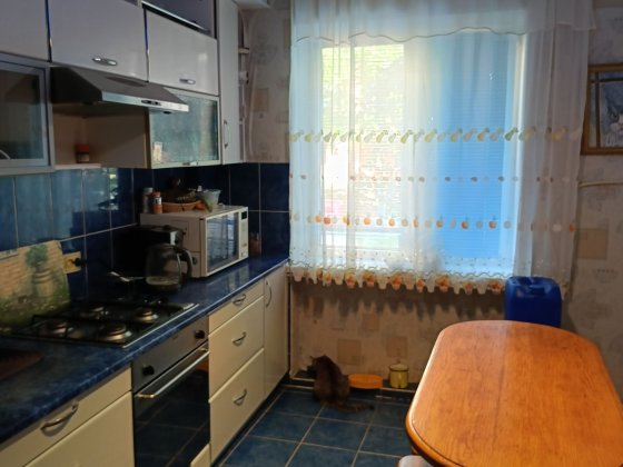 Продам 3 квартиру, з автономним газовим опаленням,  1 поверх, в місті. Александрия