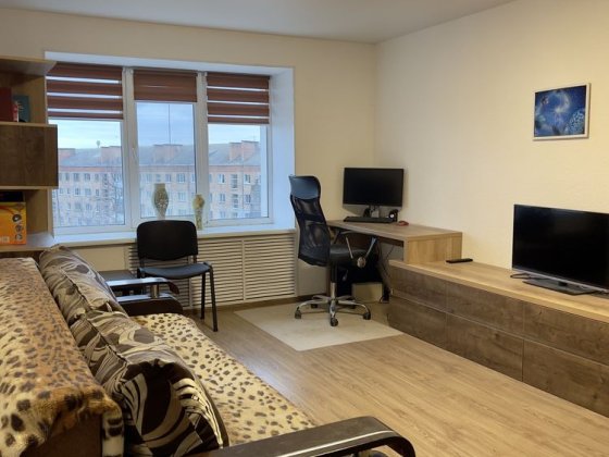 Продається трикімнатна квартира вул. Одеська Бердичів