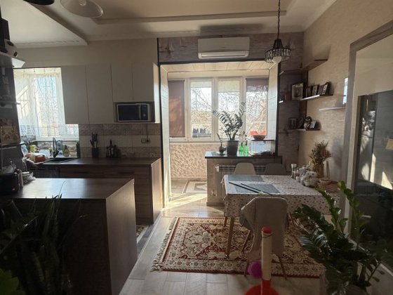 Продам 2-ком кв Центр города ул Дзержинского Белгород-Днестровский