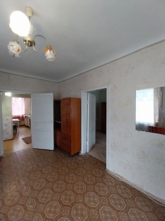 Продам 2 квартиру, район лікарні, електроопалення, 2 поверх. - фото 1