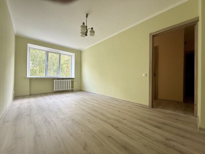 2 кім кв, 3/5 ремонт, Житомирська - фото 1