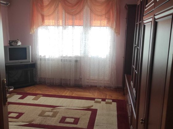 Продаж 3-х кімнатної квартири Берегове