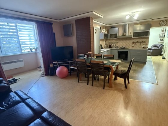 Продам 3-ком кв Центр города Белгород-Днестровский