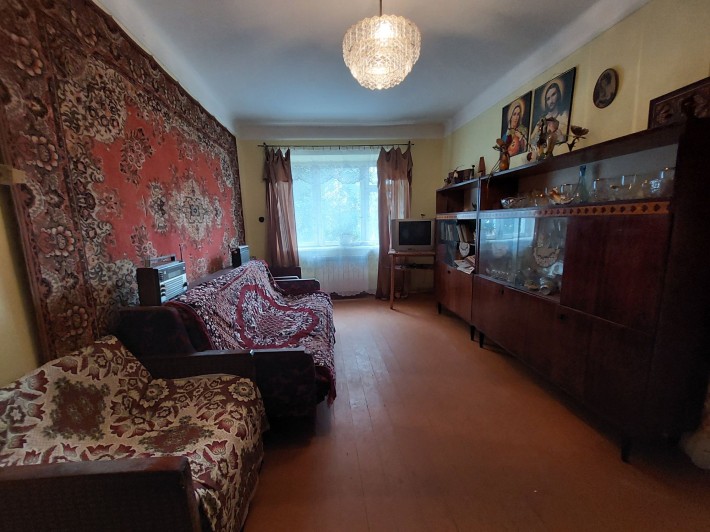 Продаж 2 кім. квартира 42,1м2 в. Шкільна м. Борислав - фото 1