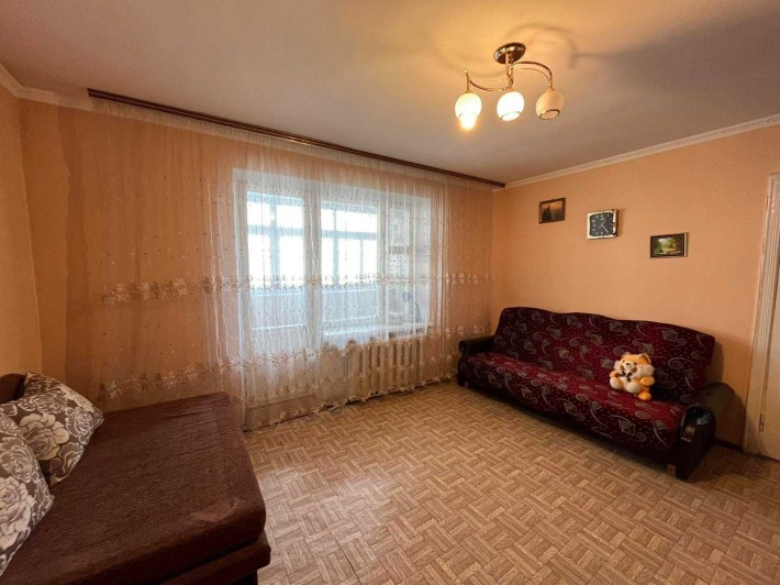 Хороша   3х  кімнатна  квартира  з  індивідуальним  опаленням - фото 1