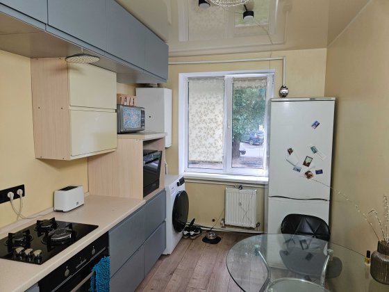 Продаж 3-х кімнатної квартири,  64м²,  Білогородська 45 Боярка