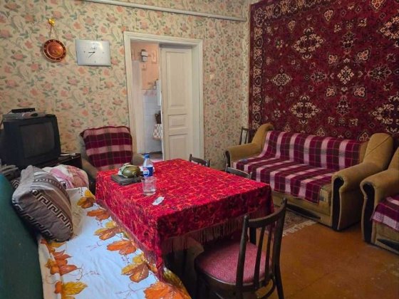 Двокімнатна квартира в одно поверховому будинку, м. Васильків Васильків