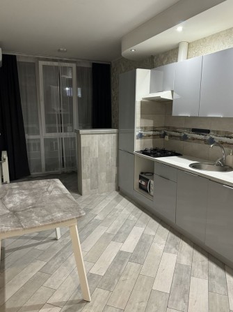 Продаж однокімнатної квартири з ремонтом. ЖК Столичний - фото 1