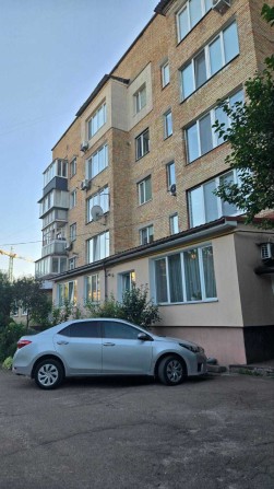 Трикімнатна квартира в районі Автопарку, м. Васильків - фото 1