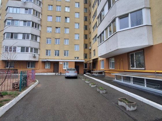 Продам  3 кімнатну квартиру вул. Левицкого Боярка