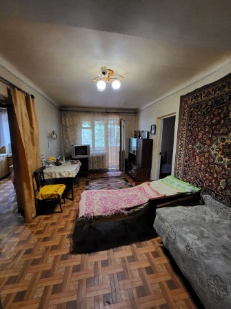 Продам двухкомнатную квартиру - фото 1