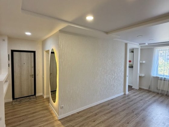 3-кімн. Кінотеатр Мир. Лівий берег. АГО. Кам'янське