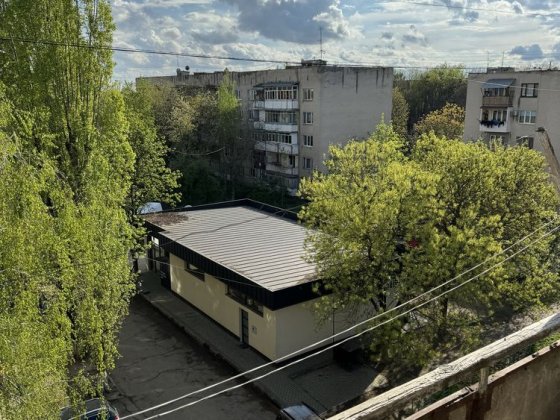 Продається 4 кімнатна квартира Виноградів