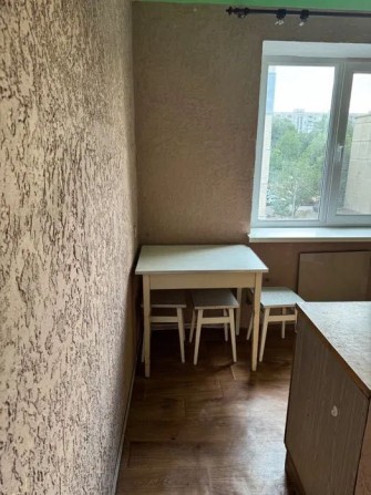 Простора 2-кімнатна квартира у тихому та зручному районі БАМ - фото 1