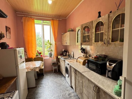 Продам 2кім. Квартиру