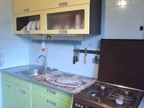 Продам 2х кім квартиру 2 поверх, 2 мкрн , р-н  Бомби. Кам'янське