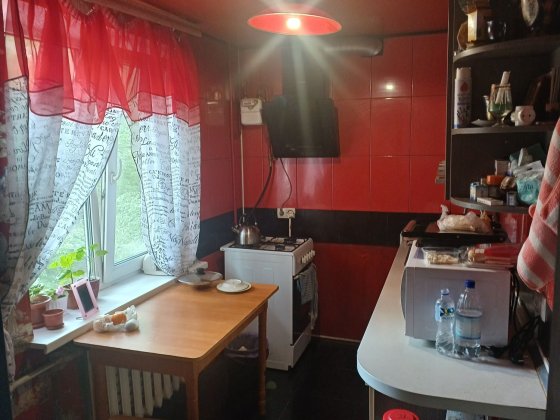 Продам 2кв., Є.Мельникова 18000$ Кам'янське