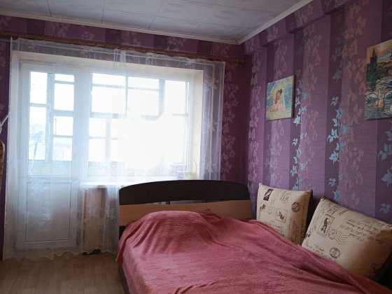 Продам 2-х кімнатну квартиру 41,8 кв+Льох.м.Кам'янське Кам'янське