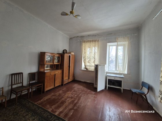 Велика квартира в центрі вільне планування Вознесенськ