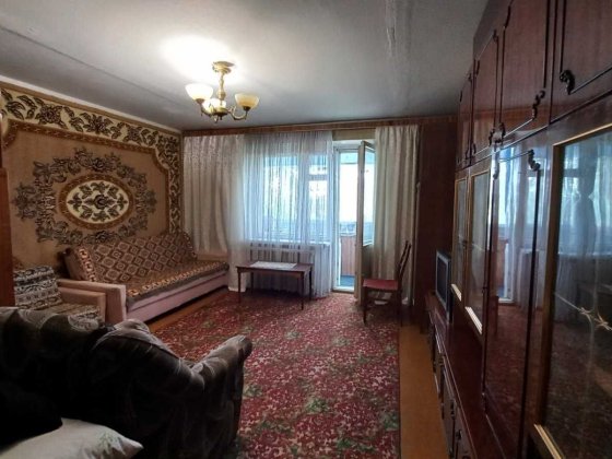 Продаж 1 кім.кв. по вул.Набережній 12 Вышгород