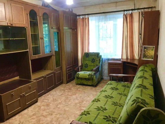 Продам затишну 2 км квартиру вул. Грушевського Черемушки Україна Кам'янське